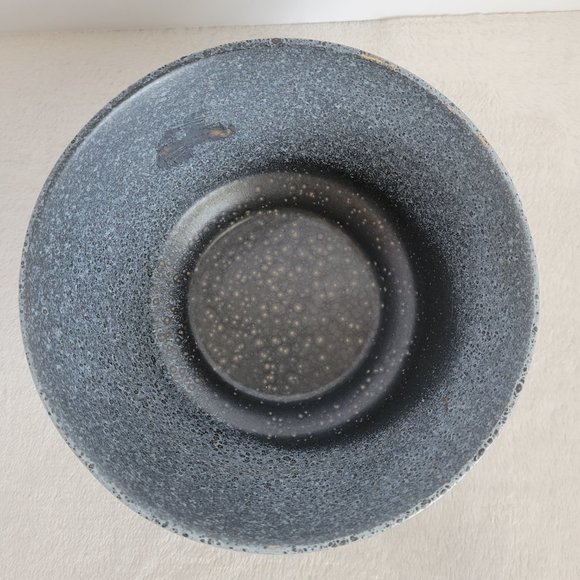 Spotted Pottery Bowl - Picture 4 of 8